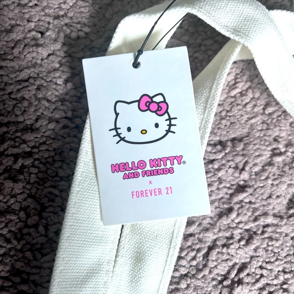 Sanrio My Melody and Kuromi White Tote Bag - Picture 3 of 4